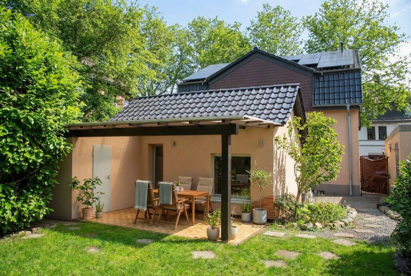 Romantisches, großes Einfamilienhaus in Bottrop-Batenbrock – Bottrop – Vorschaubild 2