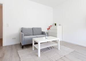Möblierte 2-Zimmer-Wohnung in Kassel-Nord-Holland - saniert, mit Balkon und WG-geeignet – 34127 Kassel – Vorschaubild 3