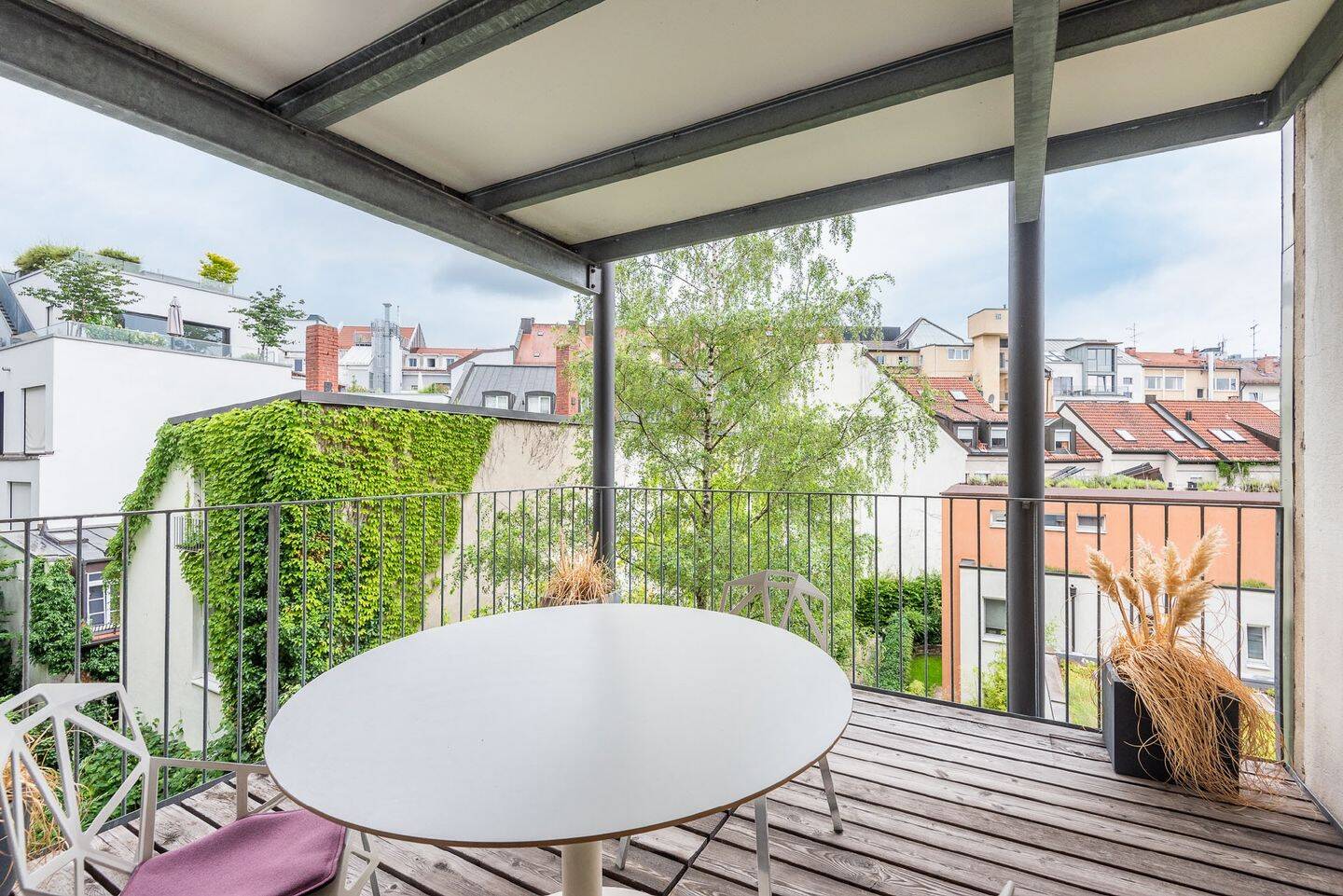 AIGNER - Ruhe im Herzen der Maxvorstadt: 2-Zimmer-Wohnung mit Balkon – München – Vorschaubild 7