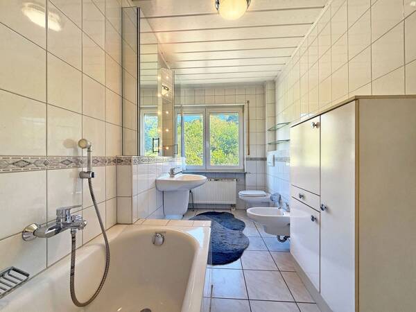 Etagenwohnung in 56077 Koblenz mit 115 m² kaufen