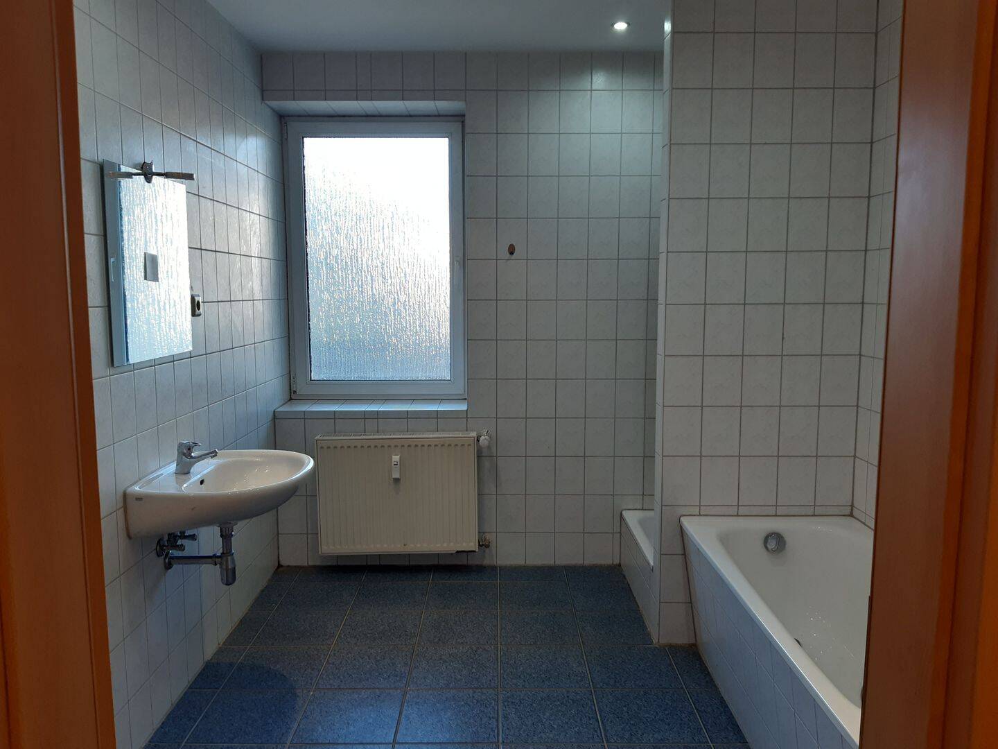 5-Zimmer mit 2 Bädern, 2 Balkonen, PKW-Stellplatz in Chemnitz-Ebersdorf – Chemnitz – Vorschaubild 8