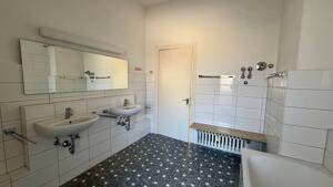 Altbaujuwel in der Wik: Frisch sanierte 4-Zimmer-Wohnung – 24106 Kiel – Vorschaubild 4