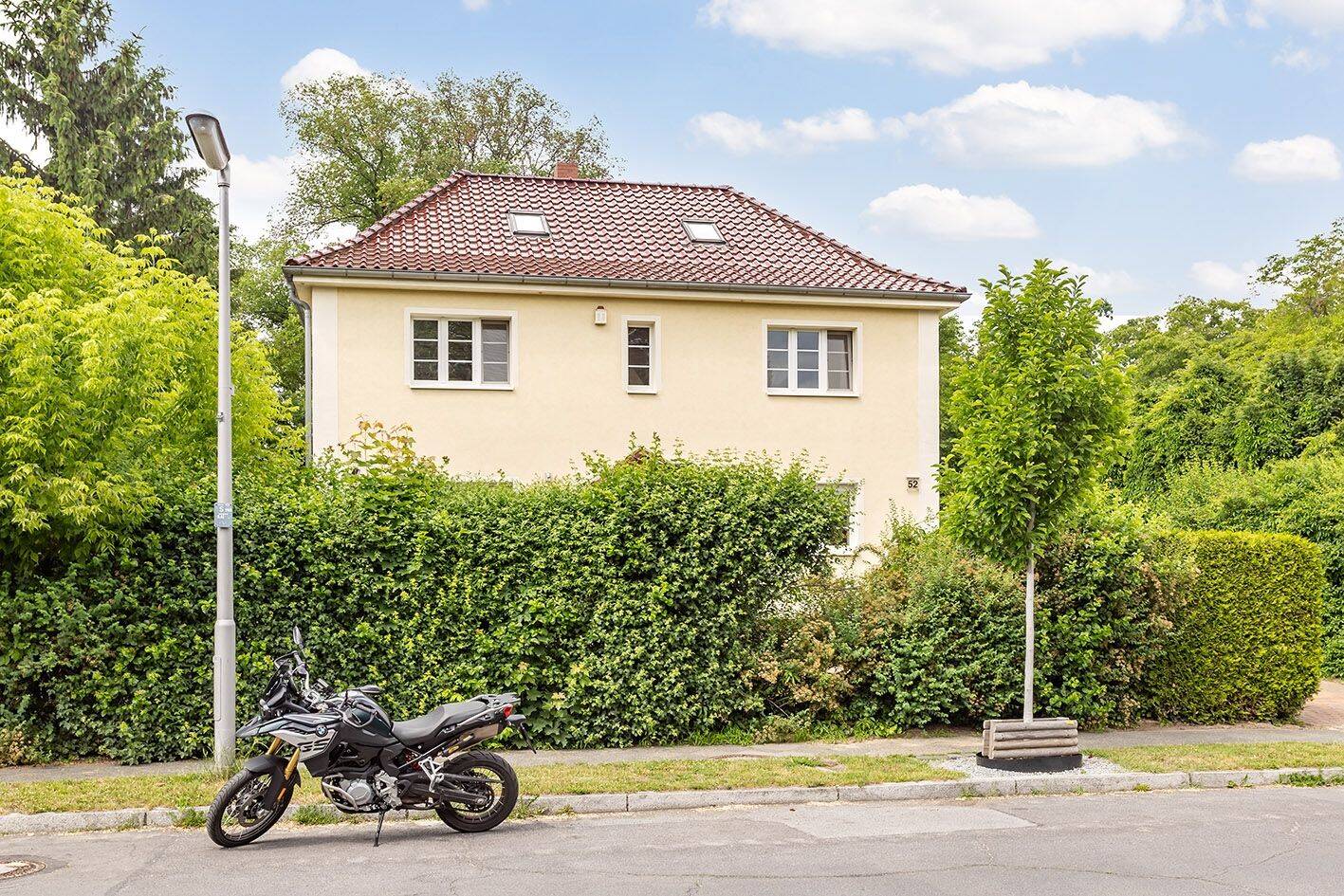 Einfamilienhaus mit 8 Zimmern, Kamin & Sauna - Nahe Mexikoplatz – Berlin – Vorschaubild 9