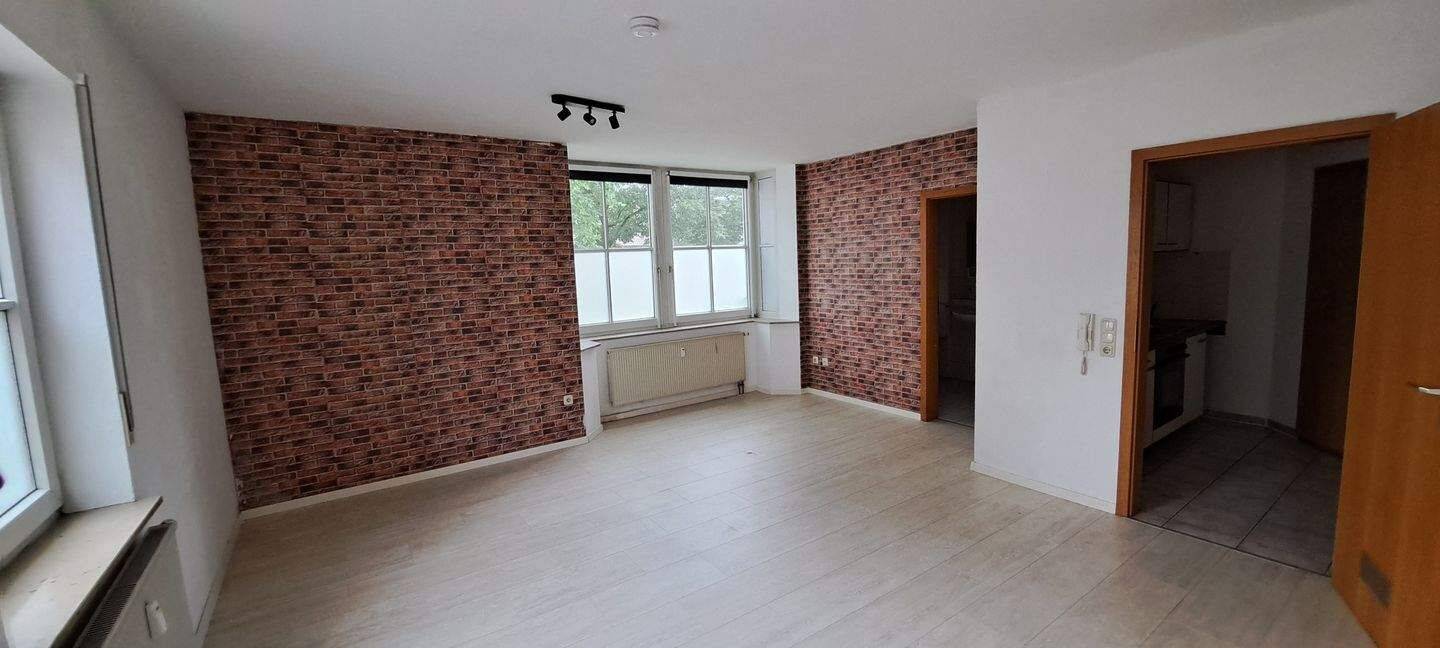 Bezugsfertige City-Wohnung mit Wintergarten-Feeling! – Gerolzhofen – Bild 1 von 9