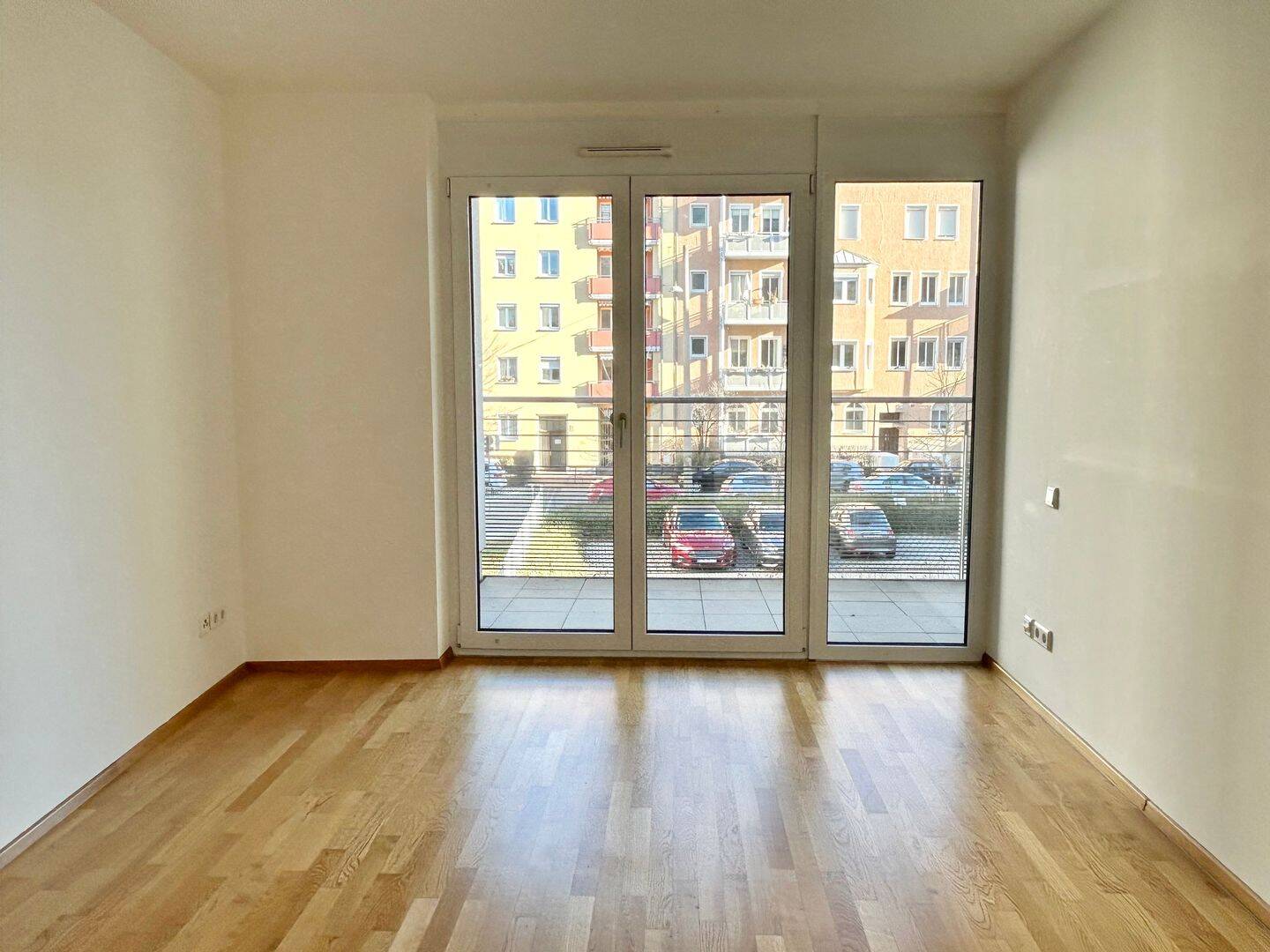 ***SINGLE WOHNUNG*** TOP MODERNE 2 ZIMMER WOHNUNG MIT EBK UND LOGGIA – Nürnberg – Vorschaubild 5