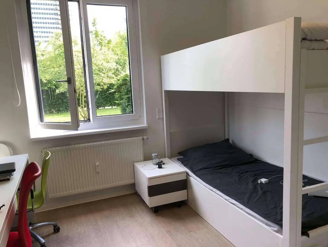 1-Zimmer-Wohnung *NUR* für Studenten & Auszubildende – München – Vorschaubild 3