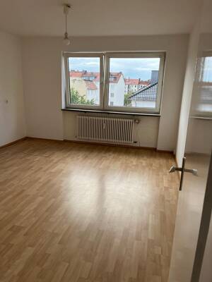 Geräumige 3-Zimmer-Wohnung mit Balkon in Kassel Süd – 34121 Kassel – Vorschaubild 2