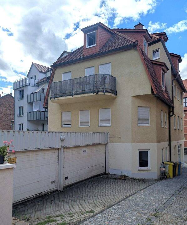 Dachgeschosswohnung in 07749 Jena mit 28 m² kaufen