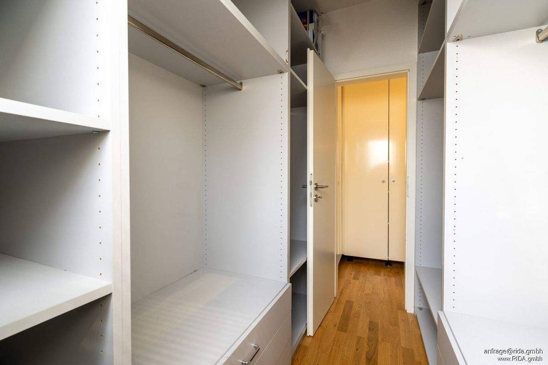 Terrassenwohnung in 50999 Köln mit 136 m² kaufen
