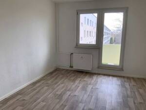 Grünau-Ost: 2 Raumwohnung mit Balkon sucht dich! – 4209 Leipzig – Vorschaubild 5