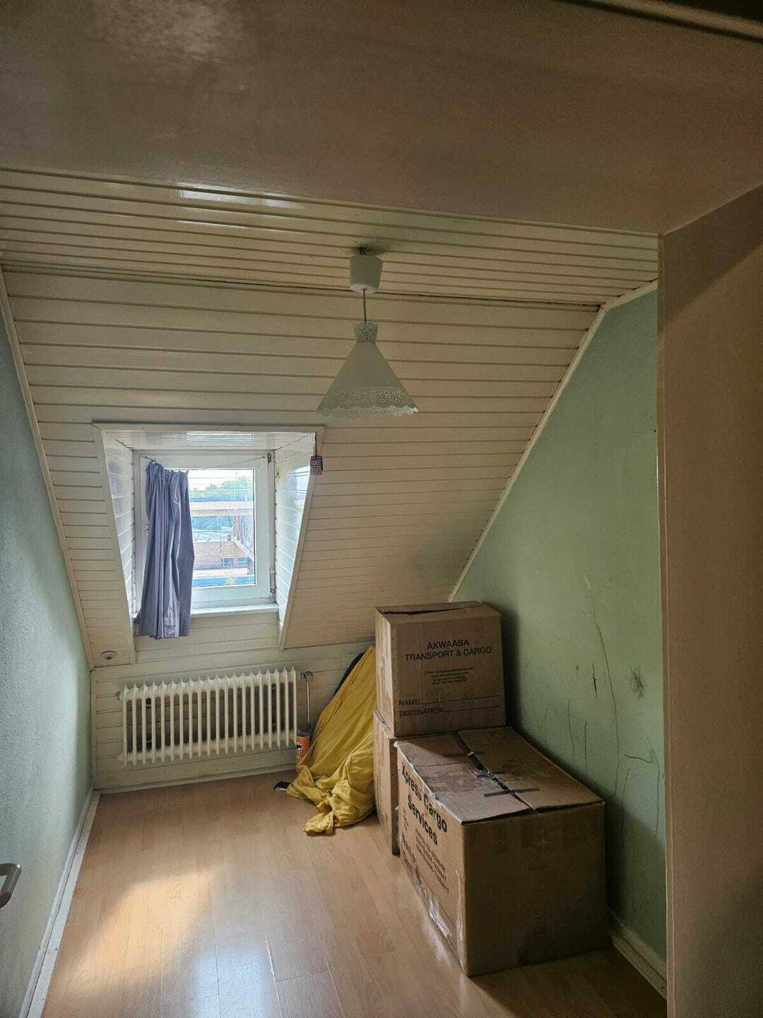 Kapitalanlage: Vermietete 3-Zimmer-Dachgeschosswohnung mit attraktivem Renditepotenzial. – Mönchengladbach – Vorschaubild 2