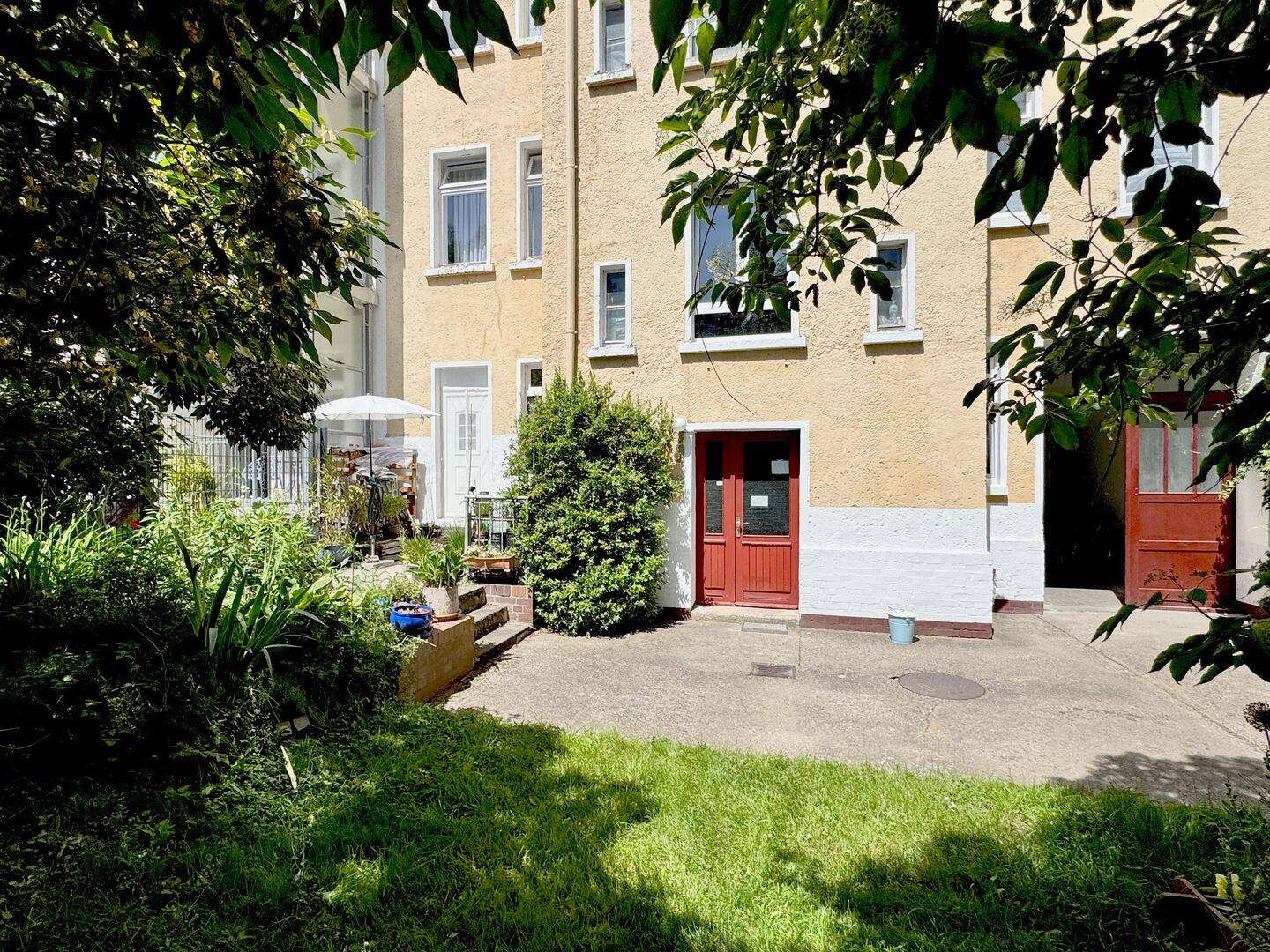 IHRE NEUE INVESTITION IN LEIPZIG - Bereits geteiltes Mehrfamilienhaus mit Entwicklungspotenzial