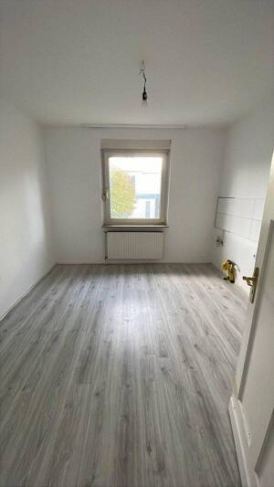 Jobcenter - ??? ???? - ?????????? - deine neue Wohnung ist fertig! – 41539 Dortmund – Vorschaubild 4