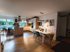 Erlanger Höfe: Lichtdurchflutete 4-Zimmer-Gartenwohnung im Herzen Erlangens – 91052 Erlangen – Vorschaubild 5