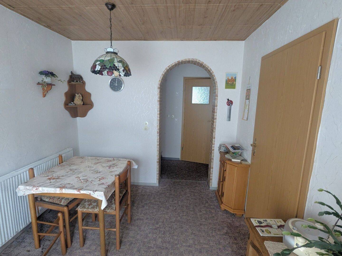 Reihenmittelhaus mit Garage, Hobbyraum und Südterrasse. – Eisenberg – Vorschaubild 9