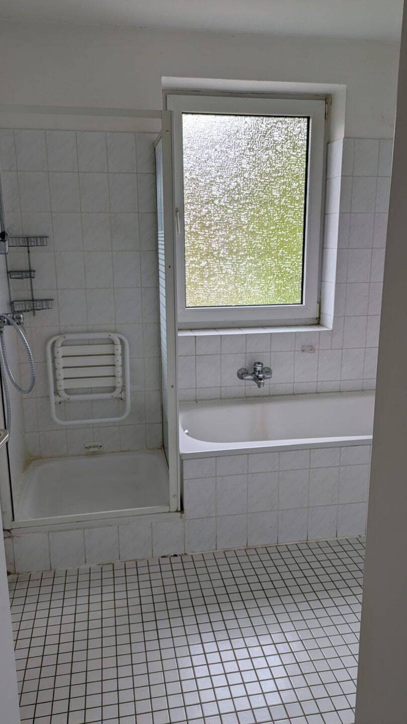 Vollunterkellertes Reihenhaus mit Garage – Bremen – Vorschaubild 9