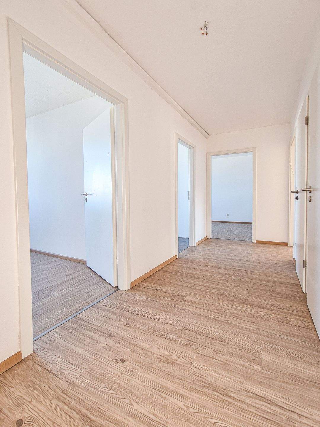 Frisch sanierte 3-Zimmer-Wohnung in Nürnberg Ziegelstein – Nürnberg – Vorschaubild 7