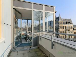 (EF0482_M) Dresden: Striesen-West, moderne Dachwohnung mit Parkettböden, verglaste Veranda und Dachbalkon, TG-Stellplatz – 1309 Dresden – Vorschaubild 5