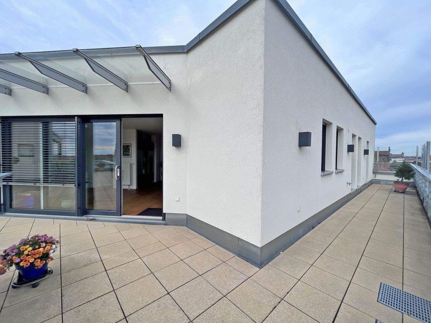 Einmalig in Nürnberg......exklusive Penthauswohnung in gehobener Seniorenresidenz mit großer Dachterrasse! – Nürnberg – Vorschaubild 9