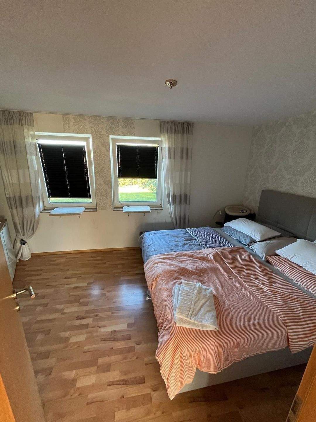 Gepflegtes Mehrgenerationenhaus +++ Modernes Wohnen, großzügige Platzverhältnisse und hohe Energieeffizienz – Groß Stieten – Vorschaubild 7