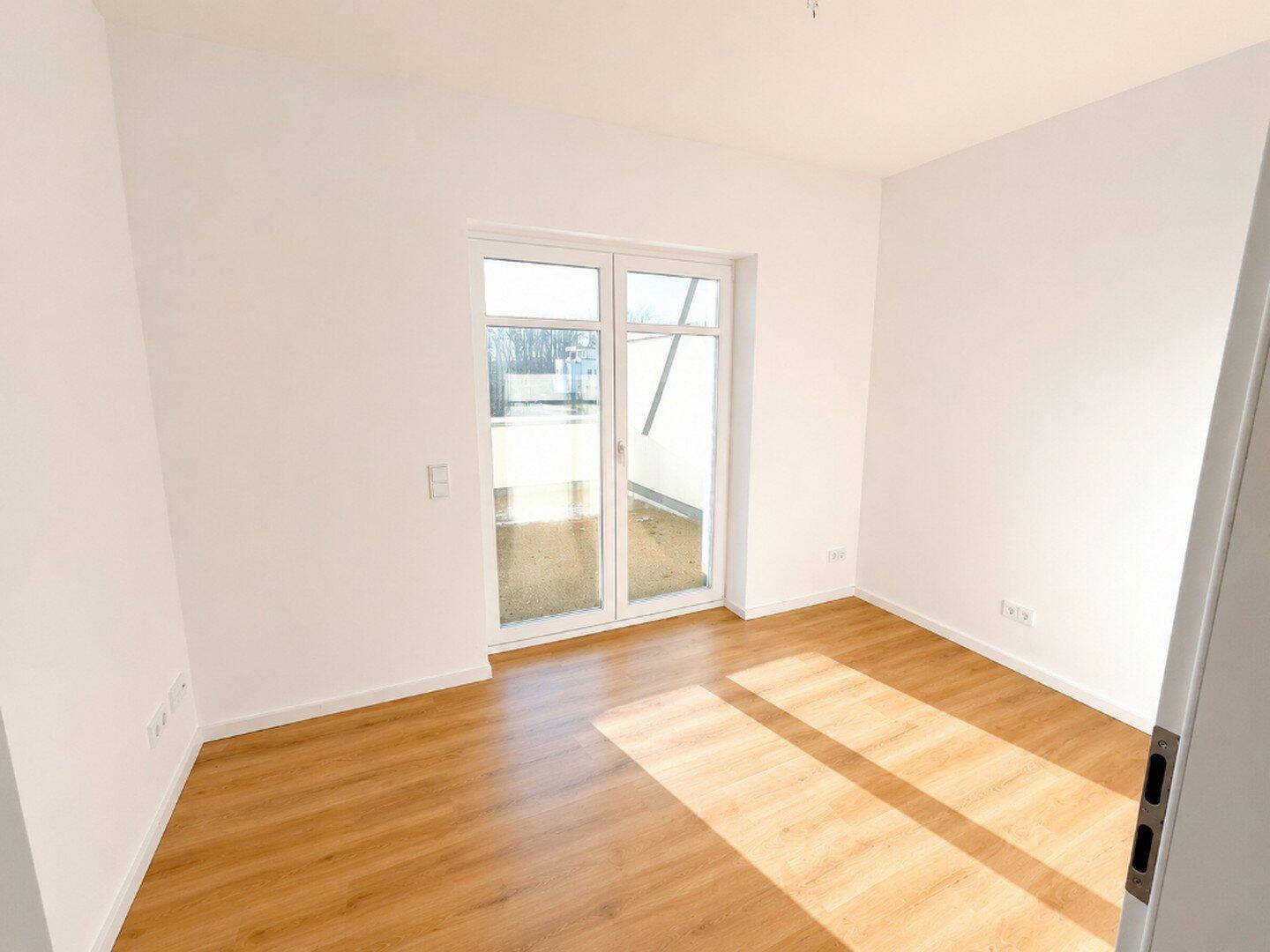 3 Zimmer Oberwohnung mit Balkon im Villen-Quartier – Potsdam – Vorschaubild 4