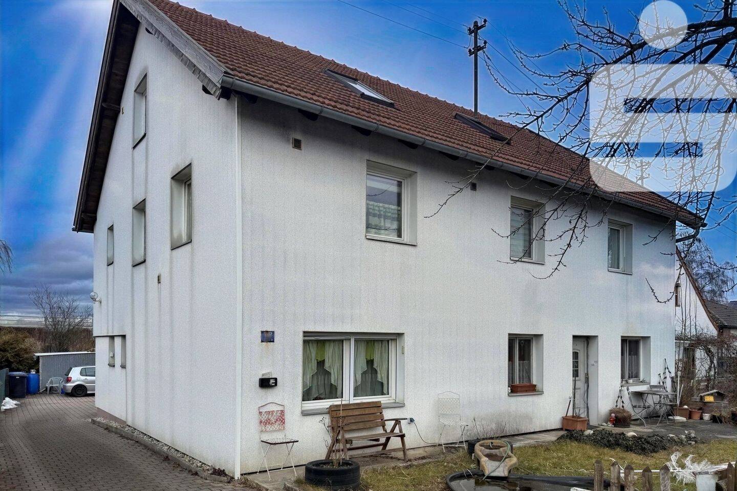 Solides Mehrfamilienhaus in Ampfing – Ampfing – Bild 1 von 9
