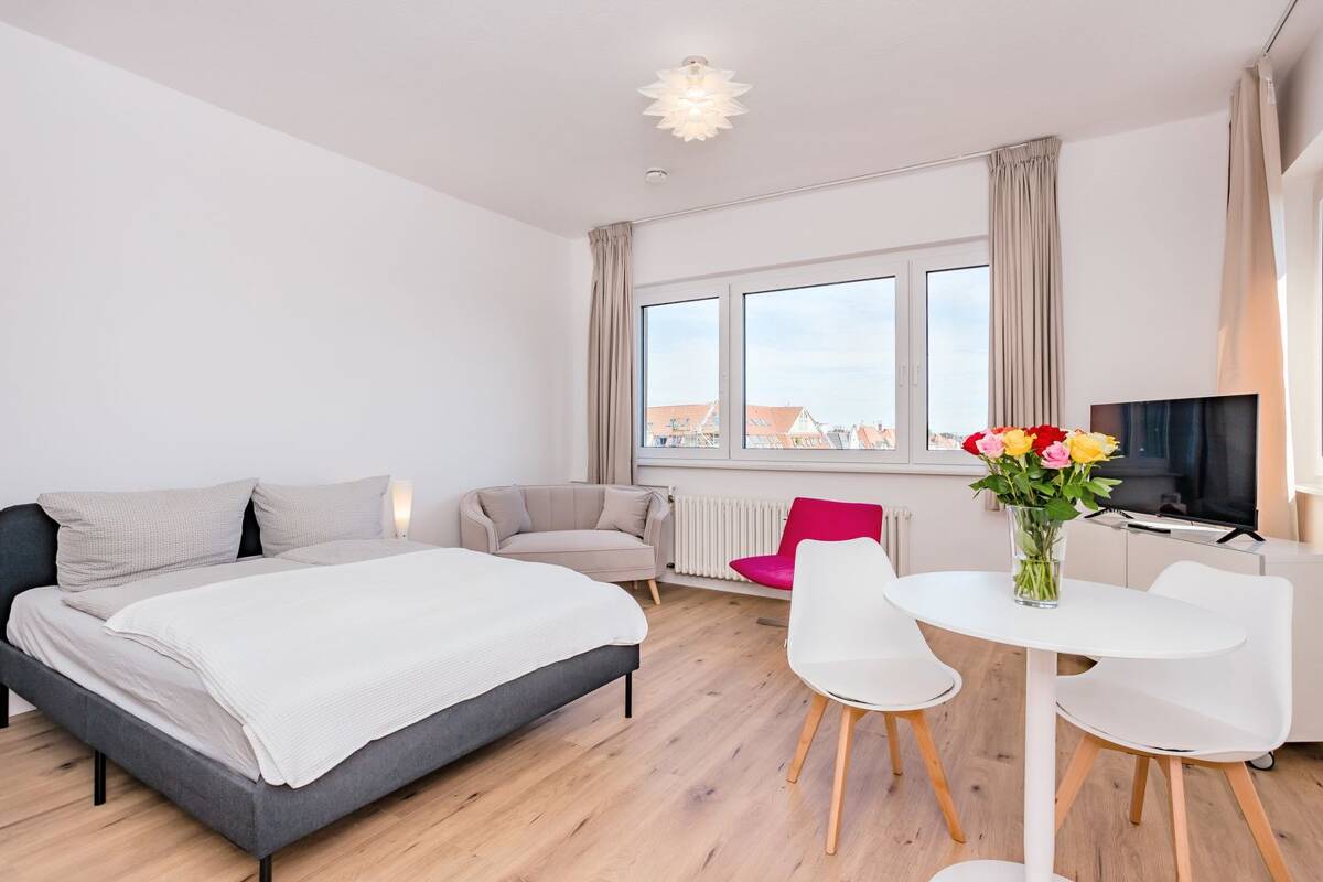 Modernes City-Apartment in erstklassiger Ku'damm-Lage – 10711 Berlin – Bild 1 von 9