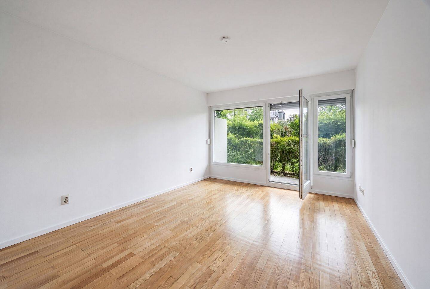 Renovierungsbedürftige 2-Zimmer-Wohnung am Petuelpark – München – Vorschaubild 5