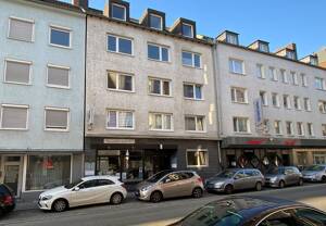 Mehr Schalke geht nicht! Frisch renovierte 2-Zimmer-Wohnung ab sofort in Schalke, ca. 58 m²