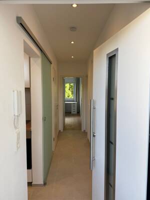 Frisch saniertes WG-Zimmer in Stuttgart-Ost
