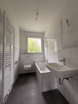 Nette Mieter gesucht: attraktive 3-Raum-Wohnung mit Sonnenbalkon – 44339 Dortmund – Vorschaubild 6