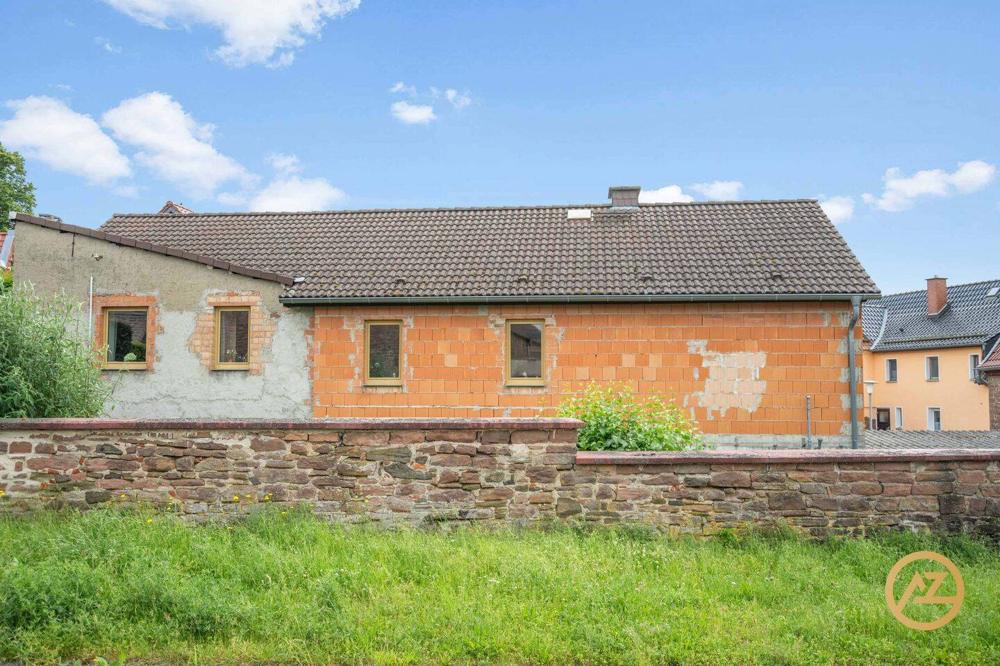"Einziehen, anpacken, wohlfühlen: Wohnhaus mit Hof, Garage und Potenzial in Ivenrode" – Altenhausen – Vorschaubild 3