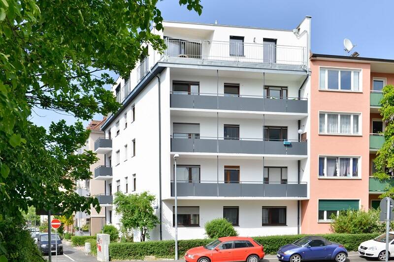 Würzburg Goethestraße: Gepflegte 3-ZW mit Südbalkon in Nähe des Ringparks
