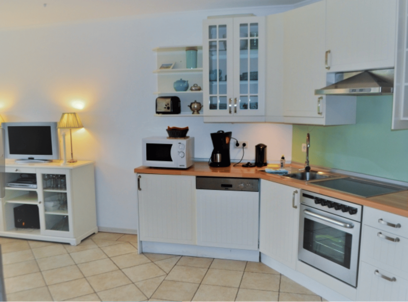 Attraktives Ferienhaus in Groß Zicker mit 4 Wohnungen & teilweise Boddenblick in idyllischer Lage – Gager – Vorschaubild 4