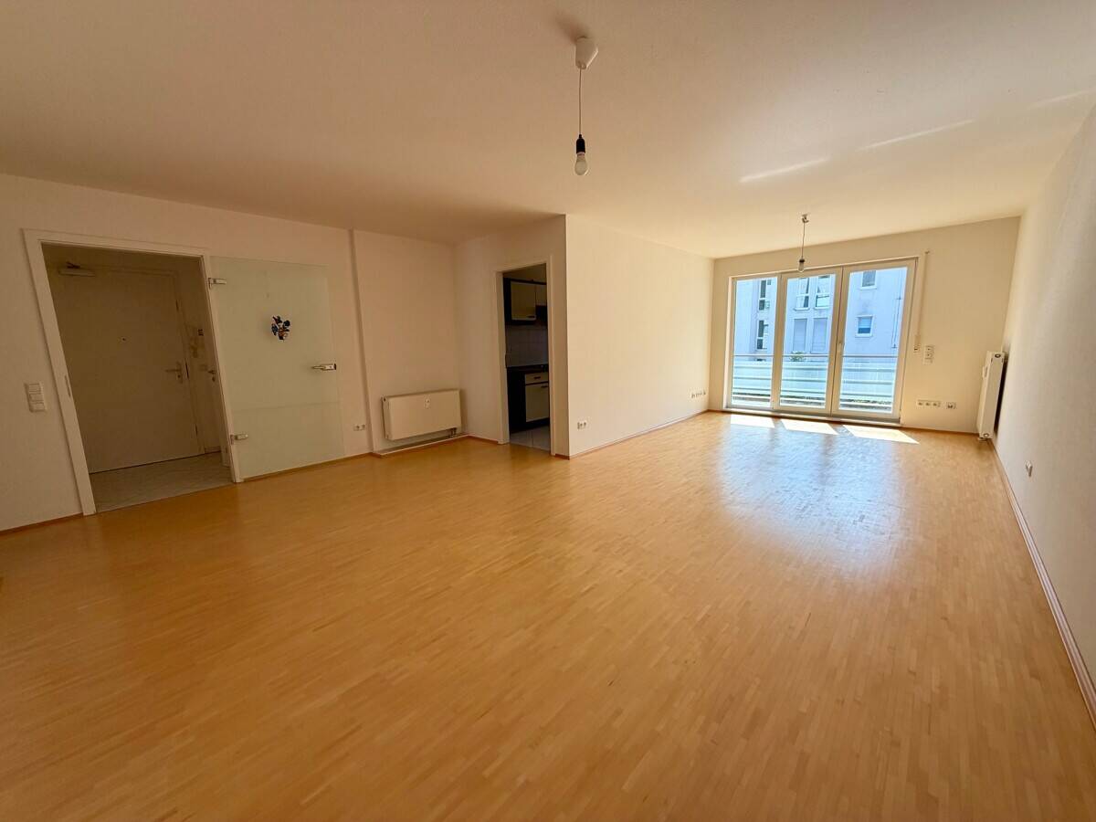 "Perfekte Raumaufteilung" Freigestellte 3 Zimmerwohnung in beliebter Lage vom Europaviertel – Wiesbaden – Vorschaubild 2