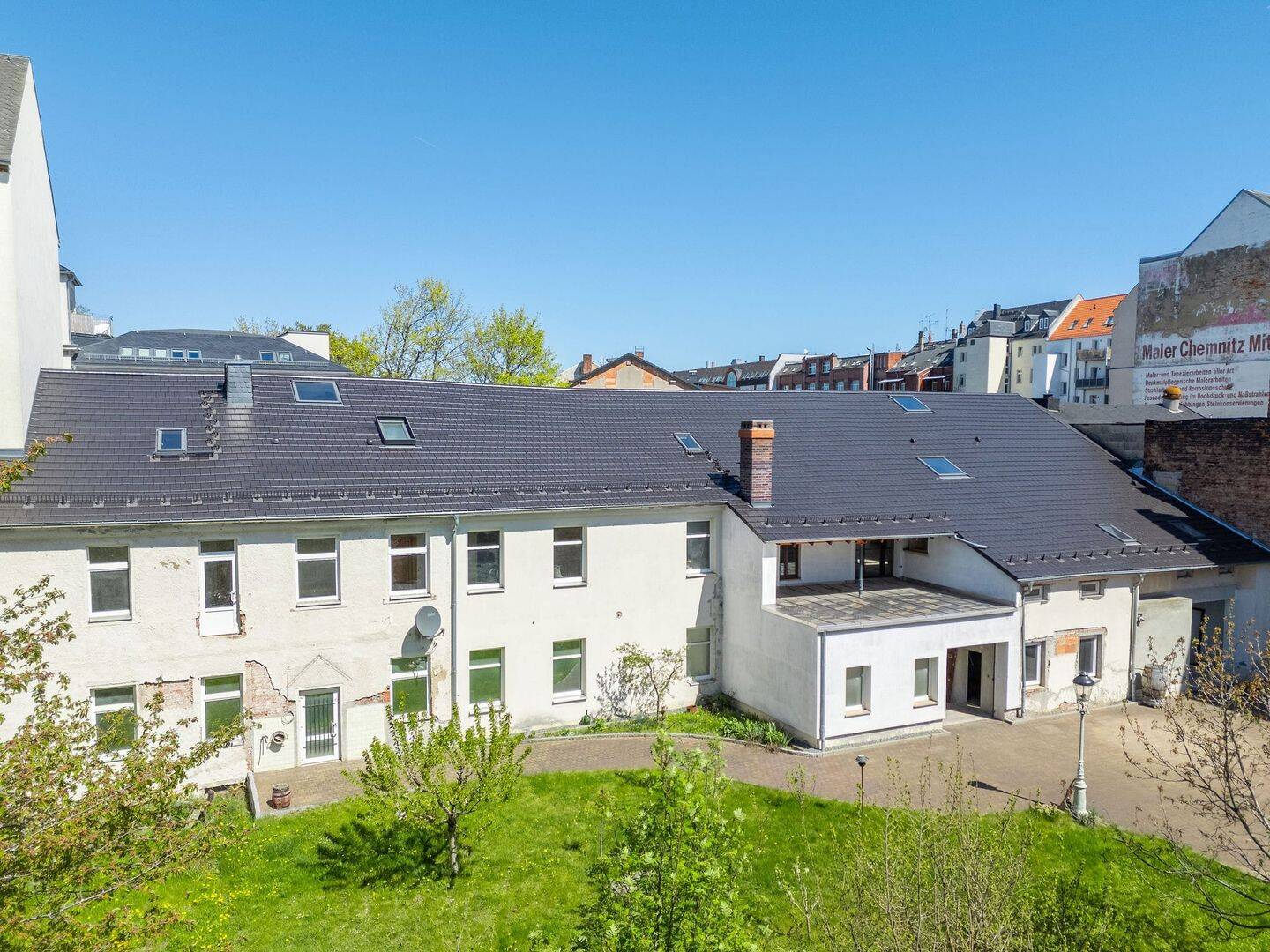 Einzigartig wohnen. Vielseitig nutzen. Historisches Wohn- & Geschäftshaus mit Seltenheitswert