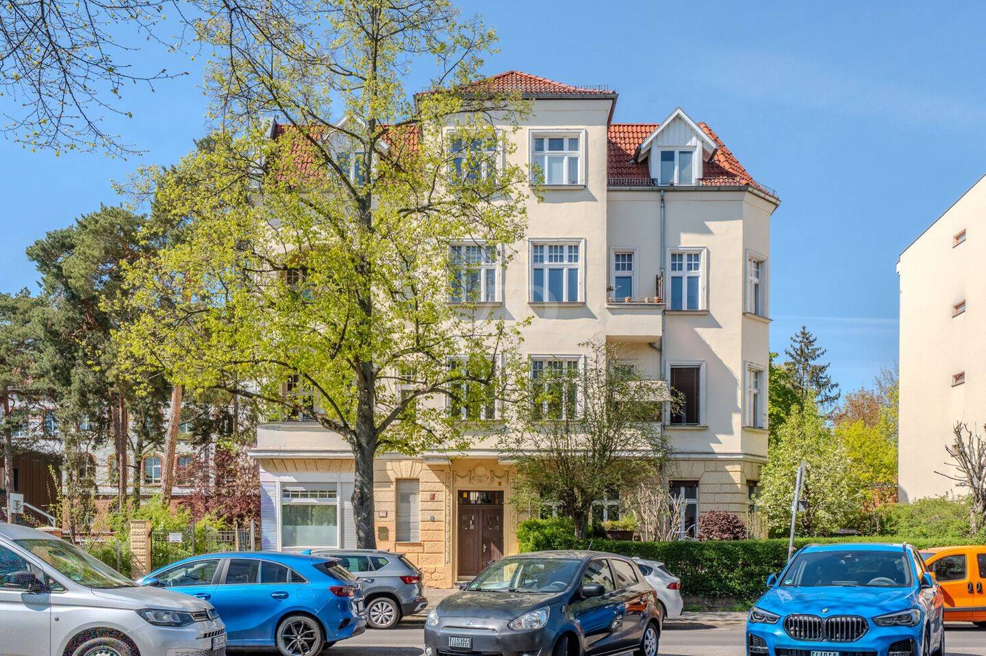Charmante und lichtdurchflutete Zwei-Zimmer-Wohnung mit Süd-West Balkon - sofort bezugsfrei! – Berlin – Vorschaubild 2