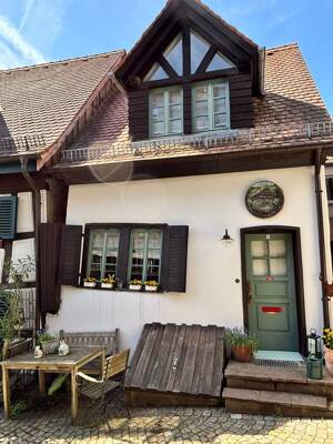 Traumhaftes möbliertes Fachwerkhaus in Kronbergs Altstadt – Wohnen mit Geschichte und Charme – 61476 Kronberg – Vorschaubild 2