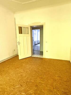Bezugsfrei - Großzügige helle 3-Zimmer-Altbauwohnung – 13156 Berlin – Vorschaubild 9