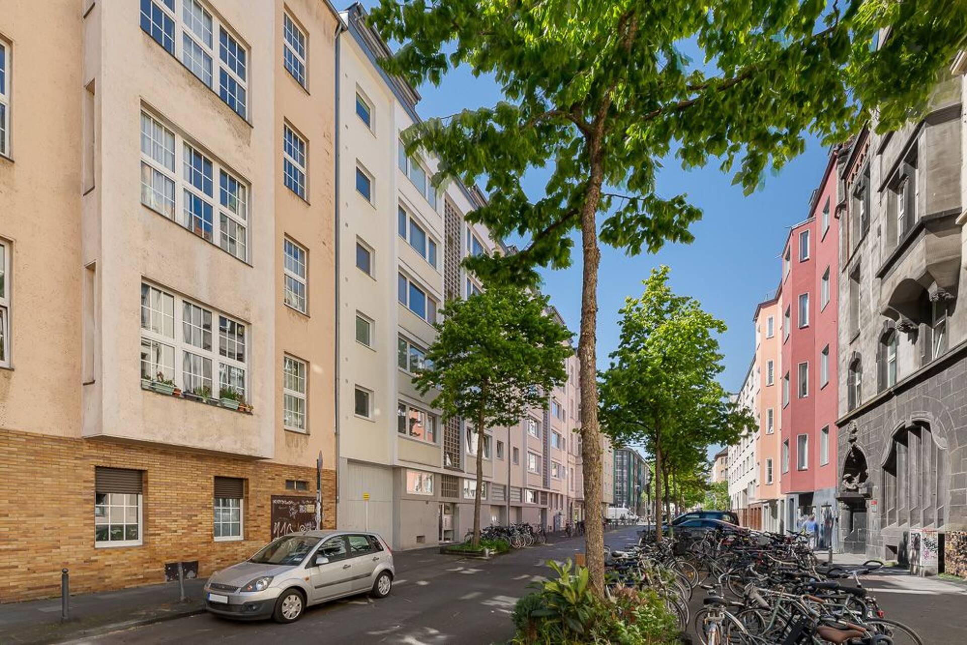 Etagenwohnung in 50670 Köln mit 76 m² kaufen