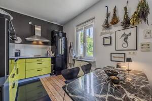 Wie im eigenen Haus: 115 m² Maisonette mit idyllischem Innenhof in zentraler Lage von Höchst – 65929 Frankfurt am Main – Vorschaubild 4