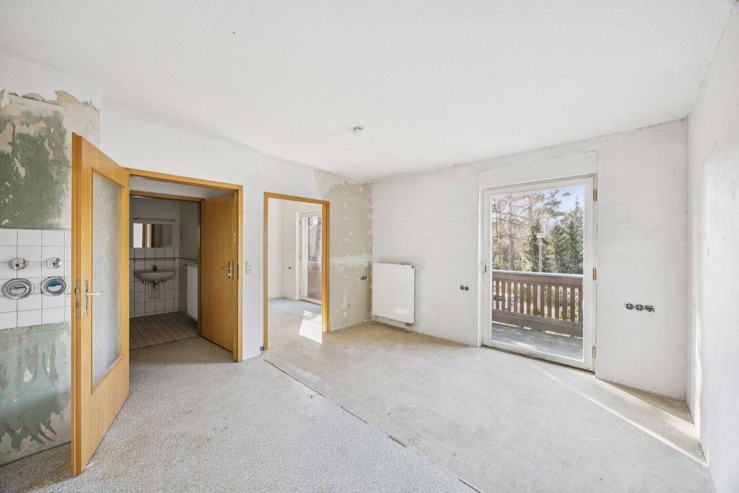 Charmante 1,5-Zimmer-Wohnung mit Balkon - bezugsfrei, hell und ruhig – Berlin – Vorschaubild 2