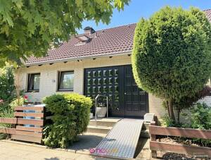 Großzügiges Zweifamilienhaus in begehrter Wohnlage im Kanzlerfeld – 38116 Braunschweig – Vorschaubild 3