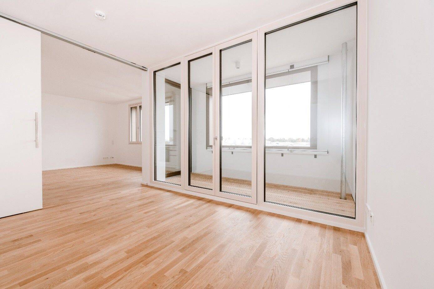Moosach: Geräumiges 2-Zimmer-Studio – München – Vorschaubild 5