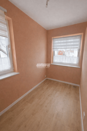 antaris Immobilien GmbH **Solide 2-Zi.-Wohnung - nachhaltige Vermietbarkeit** – 99100 Erfurt – Vorschaubild 2