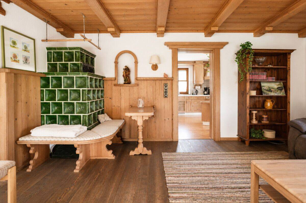 Platz für Familie, Gartenideen & neue Wohnträume: Einfamilienhaus mit Ausbau-Potential und Top-Anbindung – Sankt Wolfgang – Vorschaubild 4