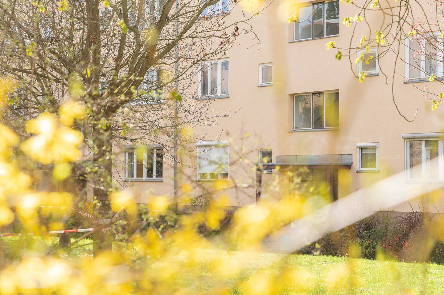 Helle 2 Zimmer-Balkon Wohnung in Steglitz zu verkaufen! – Berlin – Bild 1 von 9