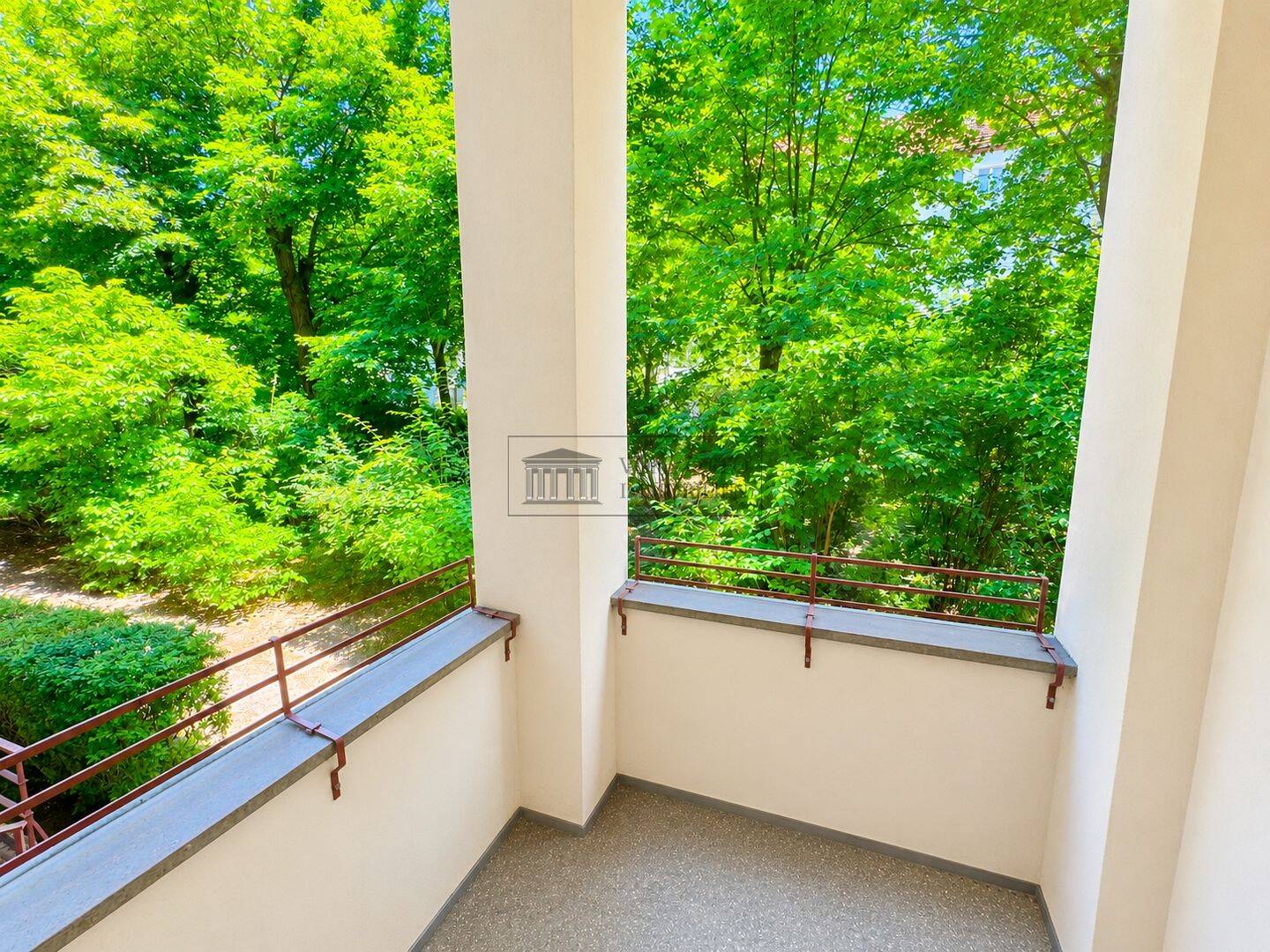 Nahe Helmholtzplatz-Ruhige Wohnung mit grünem Ausblick + sofortiger Verfügbarkeit – Berlin – Vorschaubild 4