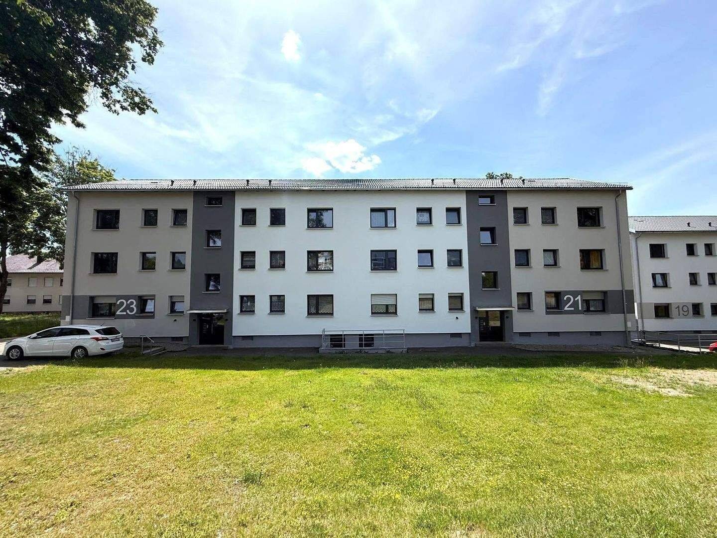 Bezug sofort möglich: Freie 3-Zimmerwohnung mit Balkon direkt in OVI *Gebäude energetisch saniert*