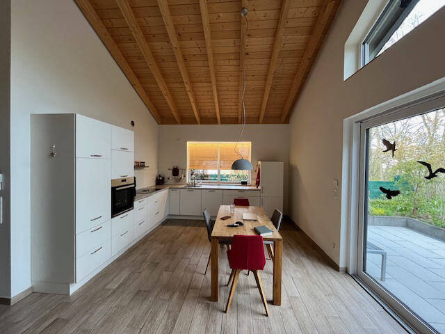 51570 Windeck-Rosbach VIP-1483 Neuwertiges Einfamilienhaus mit Carport (Baujahr 2020) in Holzbauweise in ruhiger Lage einer – Windeck – Vorschaubild 9